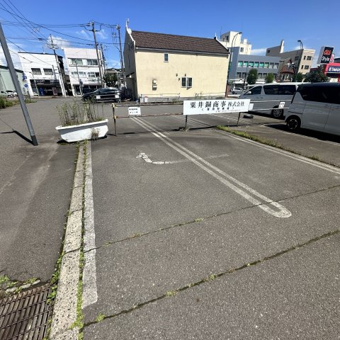 第1パルコビルの駐車場