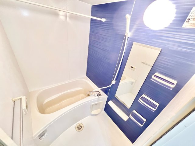 シンパシーイーストの浴室|※別部屋参考写真