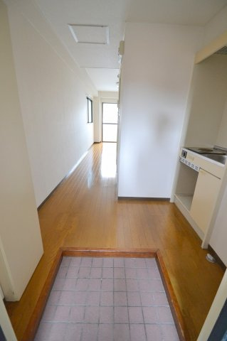 ハイツ庚午の玄関