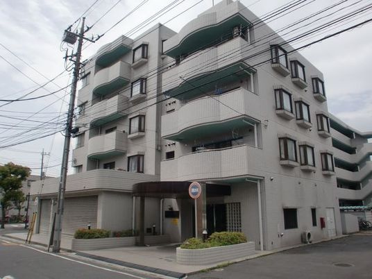 パレグランドールの外観