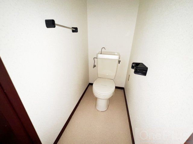 ビバリーハウス青谷壱番館のトイレ