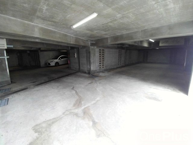 ビバリーハウス青谷壱番館の駐車場