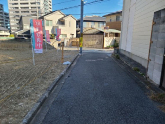 高石市東羽衣３丁目土地（A号地）の前面道路含む現地写真