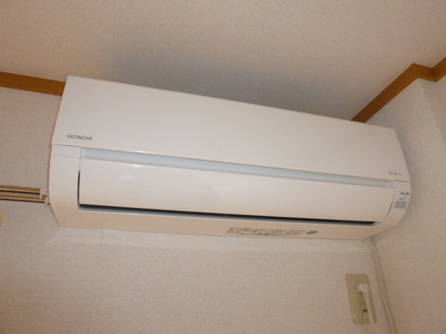 倉敷市福田町古新田のアパートの設備|エアコン