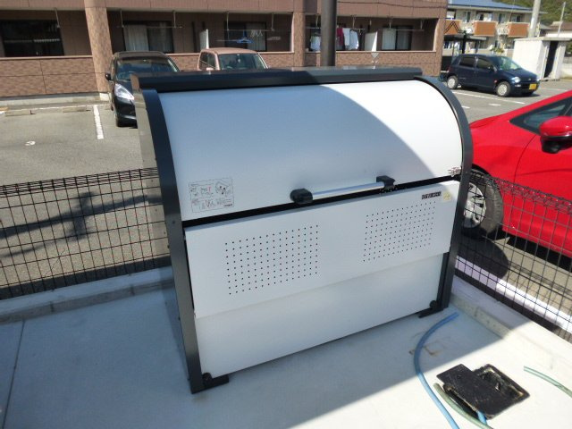 岡山市南区植松のアパートのその他共用部分|敷地内専用ゴミステーション