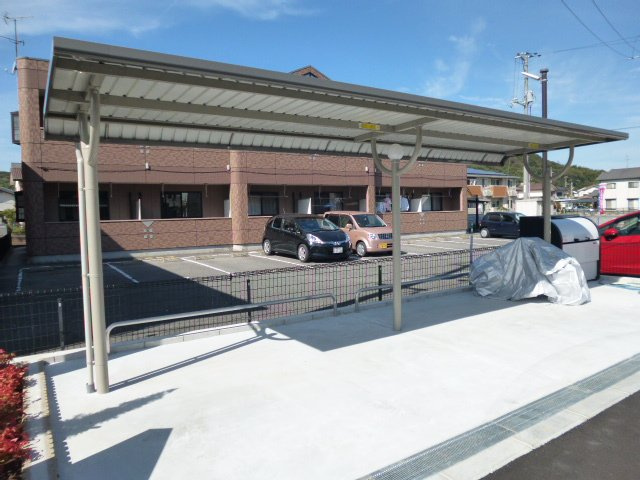岡山市南区植松のアパートのその他共用部分|駐輪場