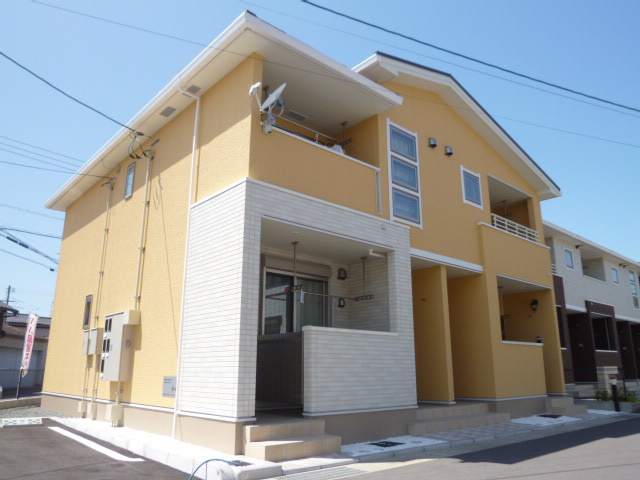 倉敷市福田町古新田のアパートの外観