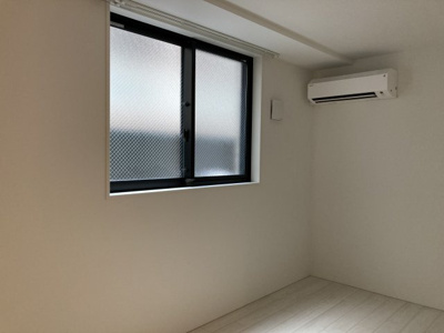 【洋室】 | LAPiS西新宿五丁目