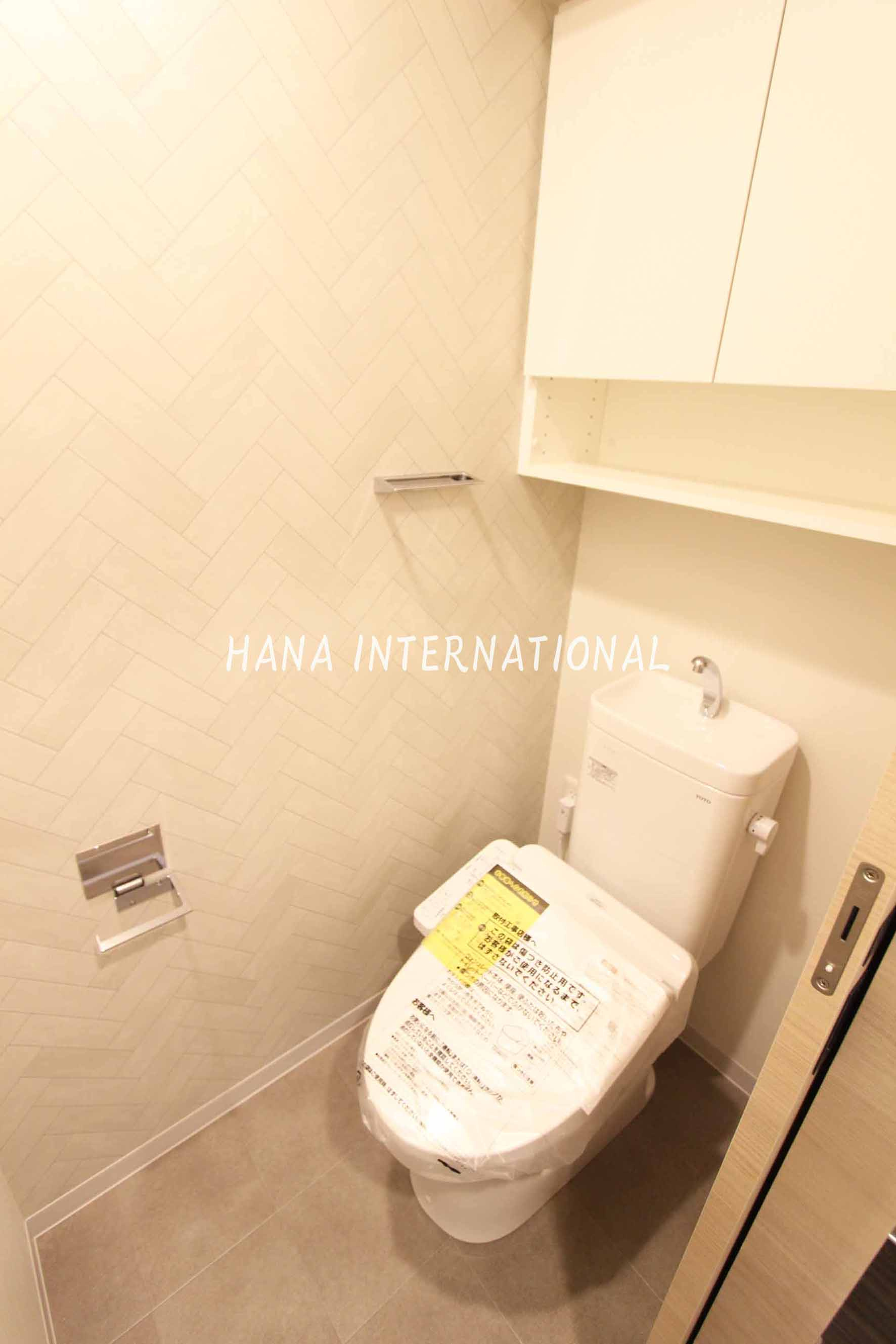 ソライエアイル草加のトイレ|反転タイプ