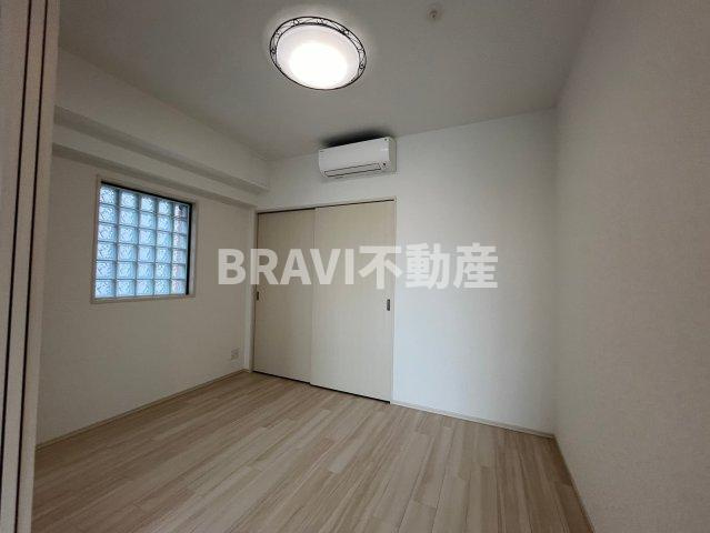 プレジオ阿波座2-8Fの寝室