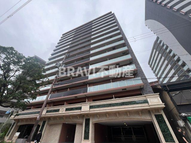 プレジオ阿波座2-8Fの外観