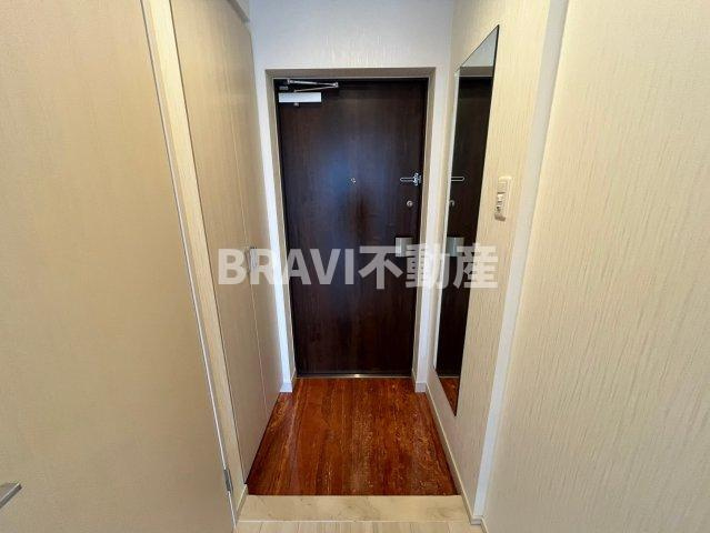 プレジオ阿波座2-8Fの玄関