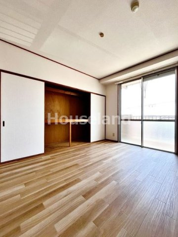 嶋本マンションの居間・リビング