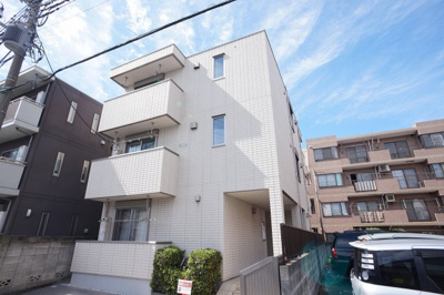 【外観】 | サンク ファヴール | 落ち着いた雰囲気のある鮮やかな建物です