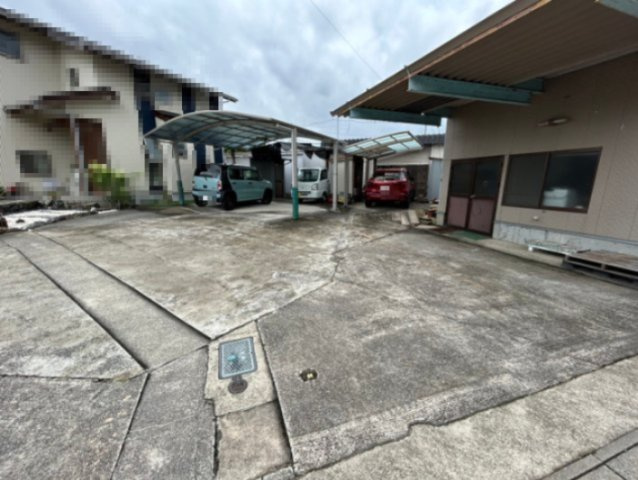 安城市姫小川町姫貸倉庫の駐車場