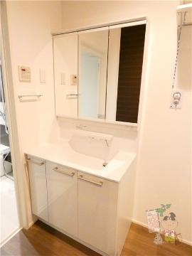 ＣｌｏｃｈｅｔｔｅＫ（クロシェットＫ）の洗面所|洗面