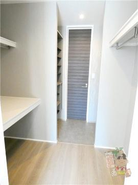 ＣｌｏｃｈｅｔｔｅＫ（クロシェットＫ）の収納|ウォークインクローゼット