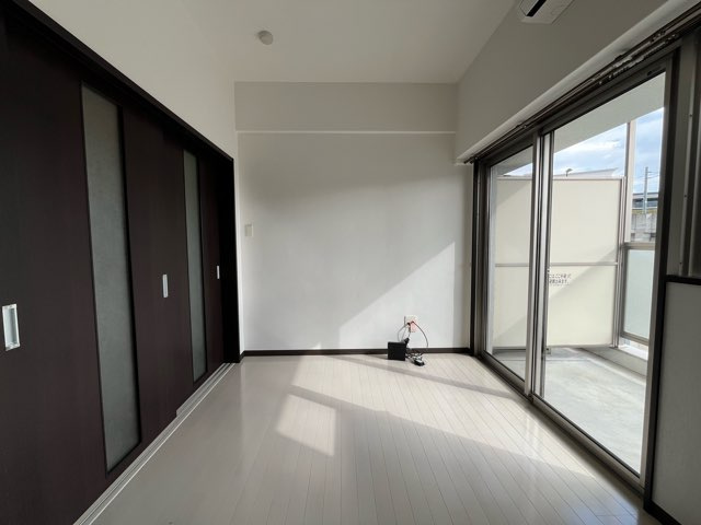 MISTRAL姫路駅前の寝室