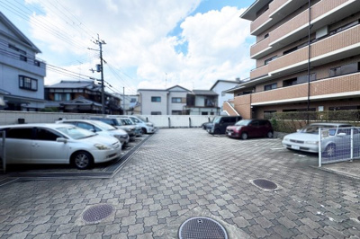【駐車場】 | グラン・ドムール伏見北 | 駐車場　空無
※駐車場等の空き状況は都度要確認