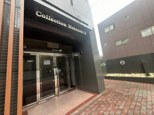 Collection中崎Ⅱ　BRAVI不動産のエントランス|毎日通るエントランスはこのようになっています