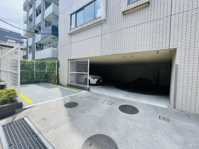 D’クラディア押上の駐車場