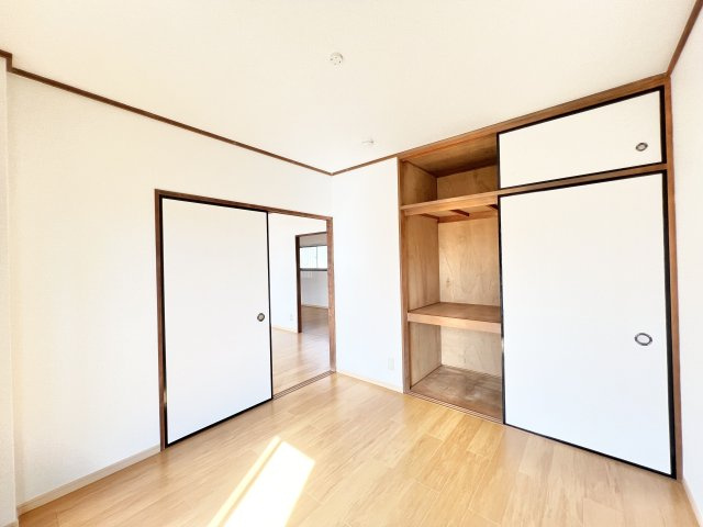 ハイツサンリットの洋室|※別部屋参考写真