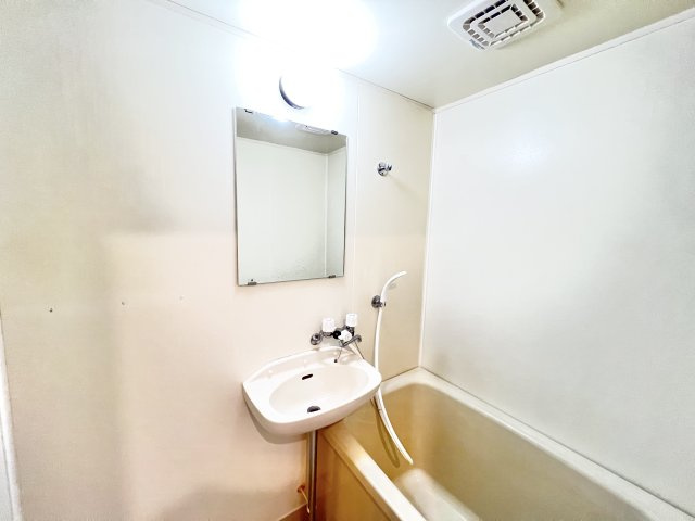 ハイツサンリットの洗面所|※別部屋参考写真