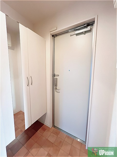 マリールタウンⅢ A棟の玄関