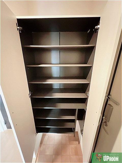 マリールタウンⅢ A棟の玄関