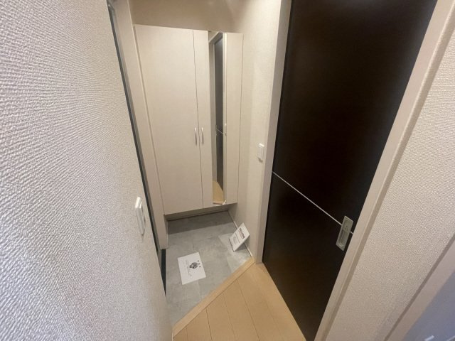 D-room高羽の玄関