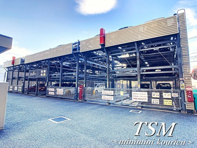 エステムコート香里園の駐車場