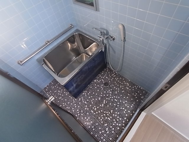 神戸市長田区長田天神町１丁目の賃貸マンションの浴室