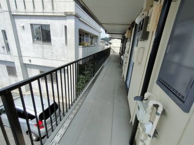 【エントランス】 | サンヴィラージュ | 清潔なエントランスです