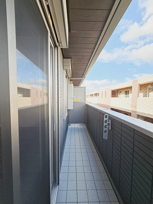 【バルコニー】 | オーヴェスト