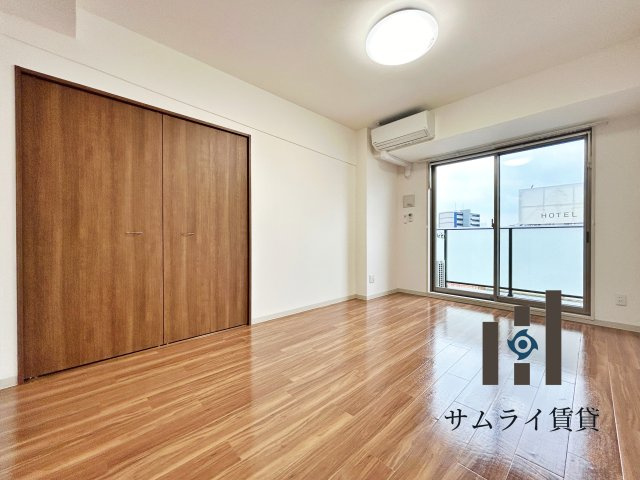 エルメディオ千種の居間・リビング