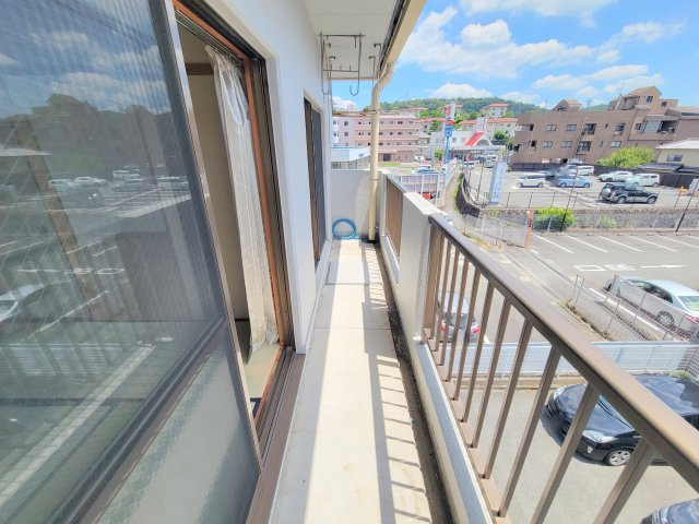 グレースコーポ東生駒のバルコニー