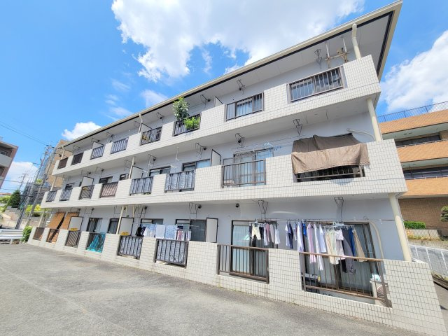 グレースコーポ東生駒の外観