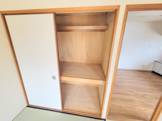 グレースコーポ東生駒の収納