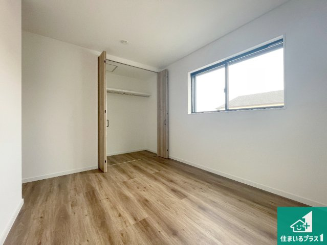 神戸市長田区上池田　未入居の洋室|収納スペースが充実しているので子供の成長に合わせてたくさん収納ができます！家族構成に合わせた様々な活用ができる収納！