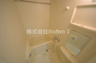 【浴室】 | クラウンハイム北心斎橋フラワーコート | コンパクトで使いやすいお風呂です