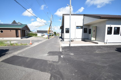 【前面道路含む現地写真】 | 鹿屋市田崎町　分譲地A