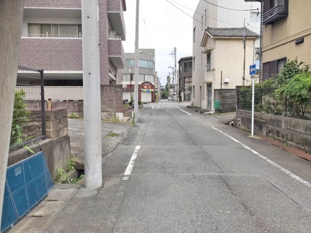 【前面道路含む現地写真】 | 沼津市三枚橋町 売土地 ET05228 | 沼津市三枚橋町　前面道路