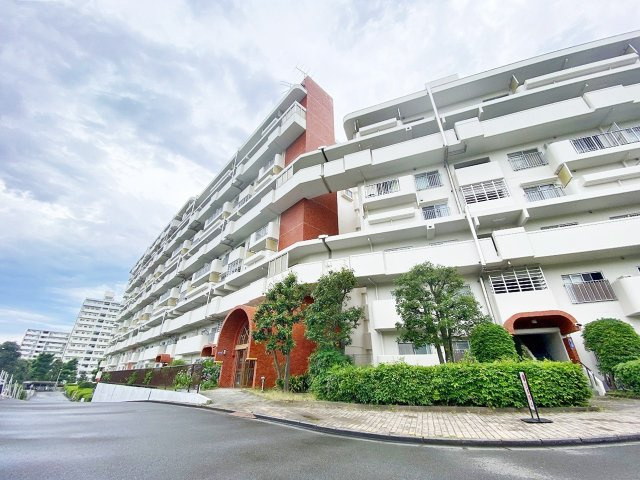 小田急線「新百合ヶ丘」新ゆりグリーンタウンアカシア街区8号棟の画像