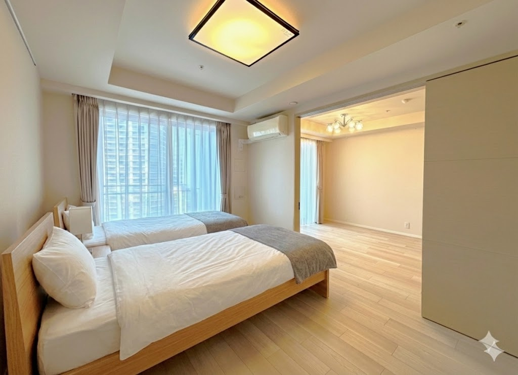 バルコニーからの眺望（みなとみらい、横浜駅方面を望む）