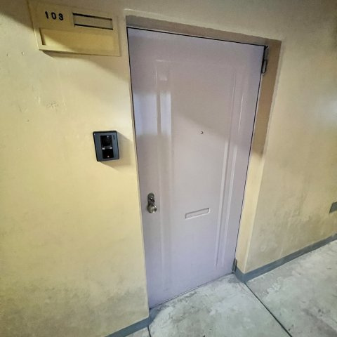 カトル・セゾンの玄関