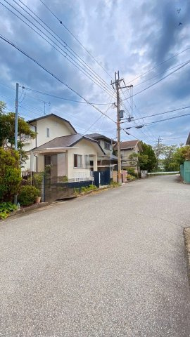 北六甲台1丁目の前面道路含む現地写真|前面道路