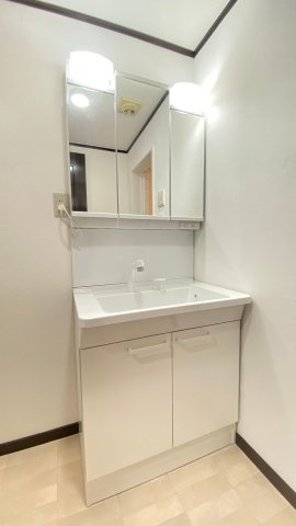 北六甲台1丁目の独立洗面台|独立洗面台