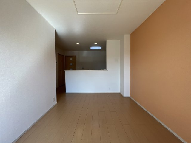 プランドールⅢの居間・リビング