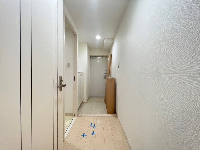 BRAVI南堀江の玄関