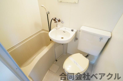 【浴室】 | ジュネス一条 | 落ち着いた空間のお風呂です